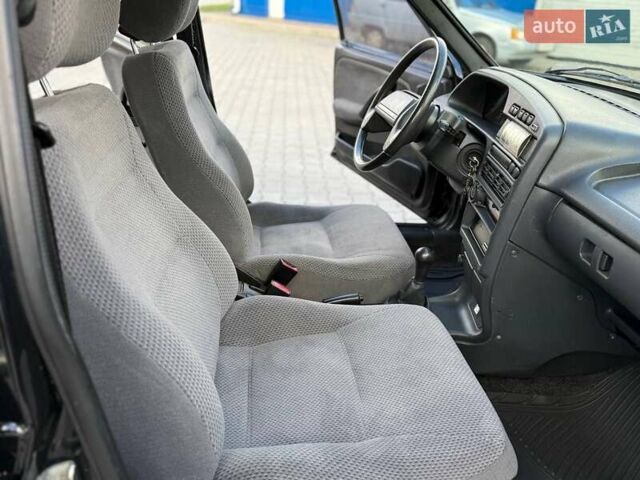 Чорний ВАЗ 2115 Самара, об'ємом двигуна 1.6 л та пробігом 113 тис. км за 2499 $, фото 34 на Automoto.ua