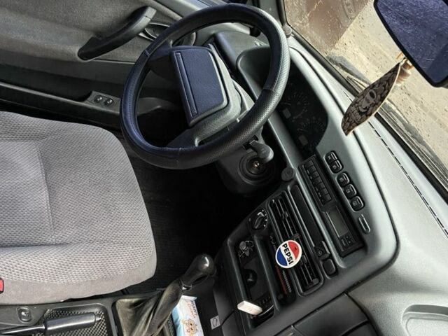 Черный ВАЗ 2115 Самара, объемом двигателя 1.6 л и пробегом 250 тыс. км за 1500 $, фото 5 на Automoto.ua