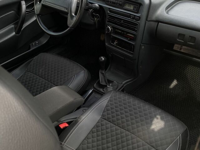 Черный ВАЗ 2115 Самара, объемом двигателя 1.6 л и пробегом 52 тыс. км за 3000 $, фото 11 на Automoto.ua