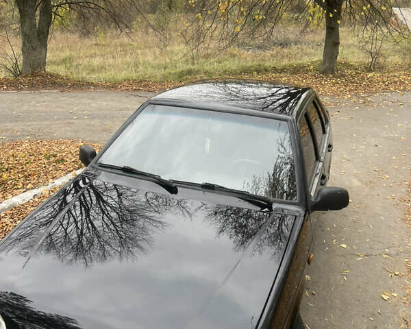 Черный ВАЗ 2115 Самара, объемом двигателя 1.6 л и пробегом 200 тыс. км за 2450 $, фото 8 на Automoto.ua