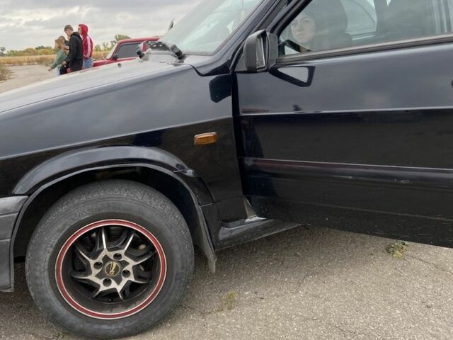 Чорний ВАЗ 2115 Самара, об'ємом двигуна 1.6 л та пробігом 73 тис. км за 2400 $, фото 7 на Automoto.ua