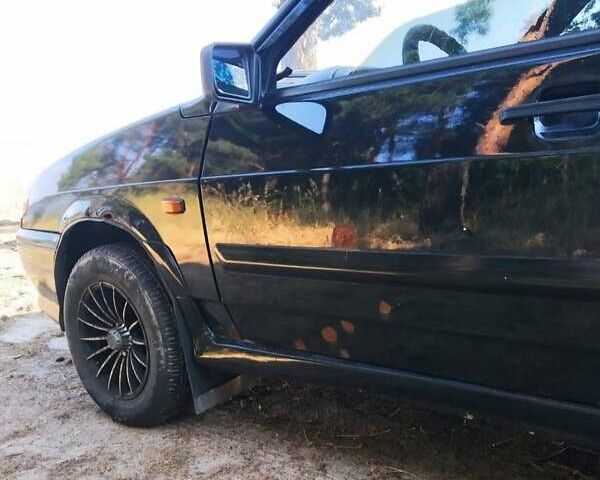 Чорний ВАЗ 2115 Самара, об'ємом двигуна 1.6 л та пробігом 312 тис. км за 1700 $, фото 3 на Automoto.ua
