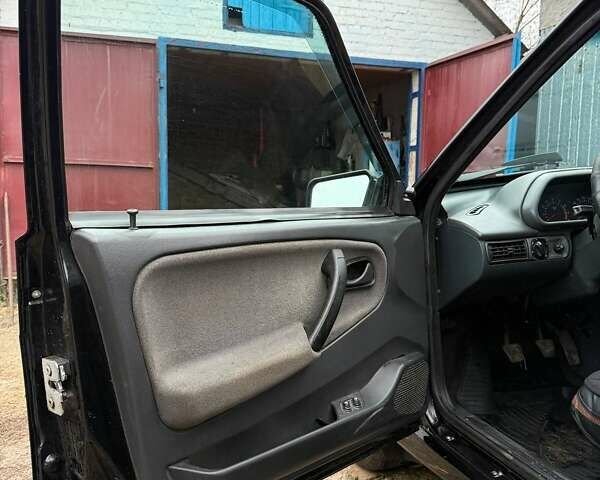 Черный ВАЗ 2115 Самара, объемом двигателя 1.6 л и пробегом 125 тыс. км за 2800 $, фото 14 на Automoto.ua