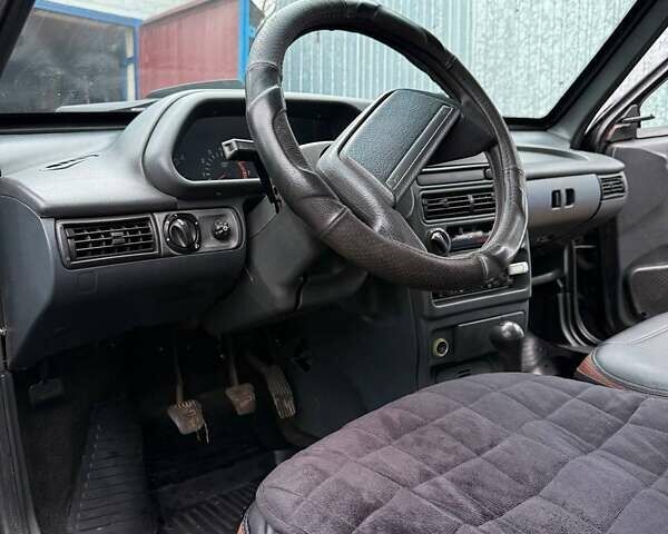 Черный ВАЗ 2115 Самара, объемом двигателя 1.6 л и пробегом 125 тыс. км за 2800 $, фото 13 на Automoto.ua