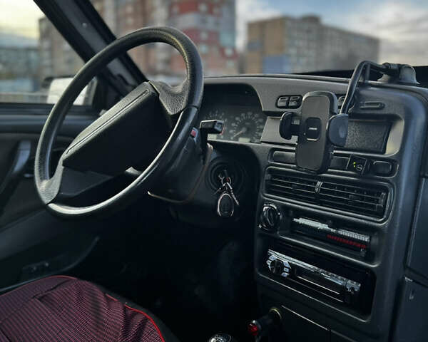 Черный ВАЗ 2115 Самара, объемом двигателя 1.6 л и пробегом 135 тыс. км за 1850 $, фото 10 на Automoto.ua