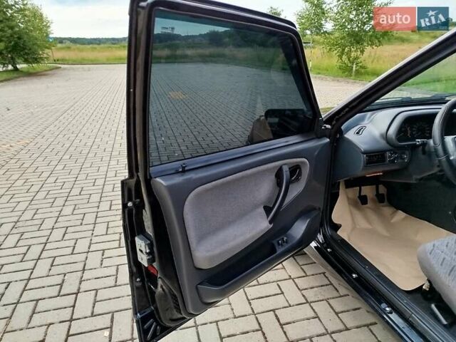 Черный ВАЗ 2115 Самара, объемом двигателя 1.6 л и пробегом 93 тыс. км за 3750 $, фото 17 на Automoto.ua