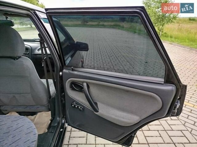 Черный ВАЗ 2115 Самара, объемом двигателя 1.6 л и пробегом 93 тыс. км за 3750 $, фото 39 на Automoto.ua
