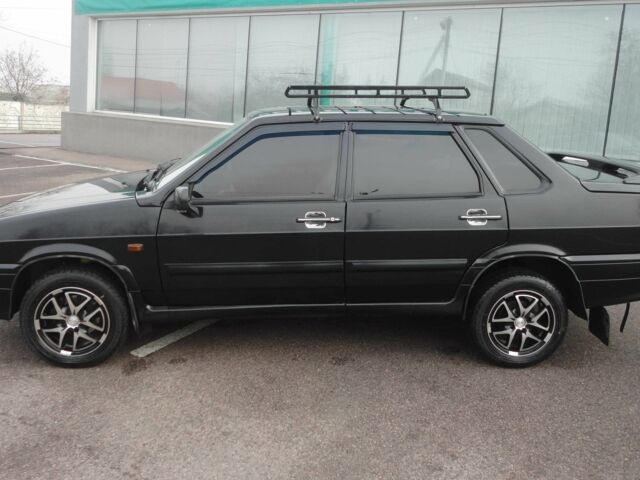 Черный ВАЗ 2115 Самара, объемом двигателя 1.6 л и пробегом 112 тыс. км за 3299 $, фото 1 на Automoto.ua