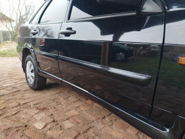 Черный ВАЗ 2115 Самара, объемом двигателя 1.6 л и пробегом 170 тыс. км за 2550 $, фото 3 на Automoto.ua