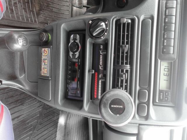 Черный ВАЗ 2115 Самара, объемом двигателя 1.6 л и пробегом 112 тыс. км за 3299 $, фото 11 на Automoto.ua