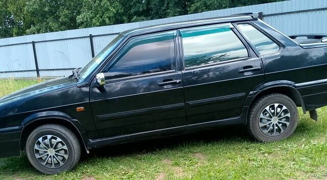 Черный ВАЗ 2115 Самара, объемом двигателя 1.6 л и пробегом 147 тыс. км за 1300 $, фото 6 на Automoto.ua
