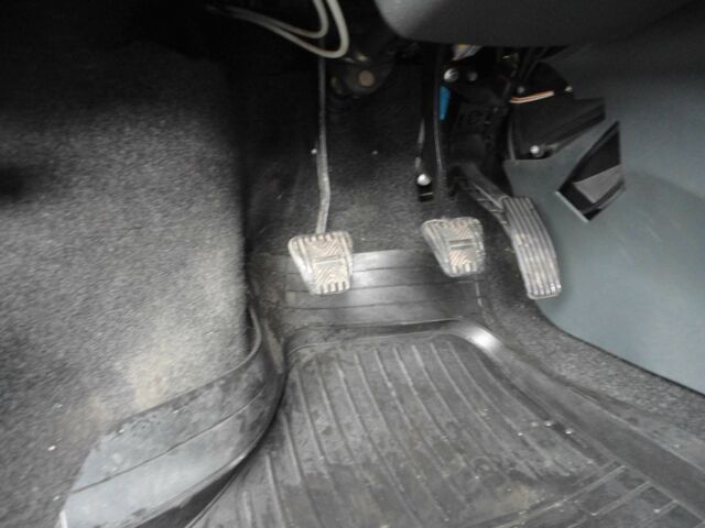 Черный ВАЗ 2115 Самара, объемом двигателя 1.6 л и пробегом 112 тыс. км за 3299 $, фото 15 на Automoto.ua