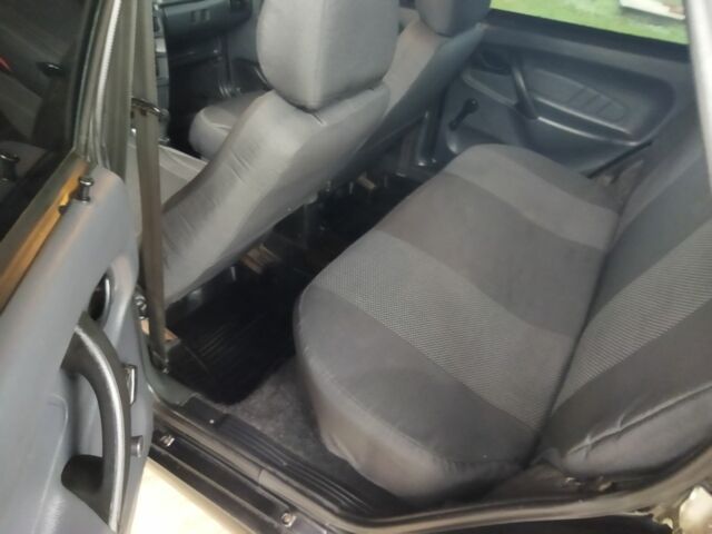 Черный ВАЗ 2115 Самара, объемом двигателя 1.6 л и пробегом 170 тыс. км за 2550 $, фото 10 на Automoto.ua