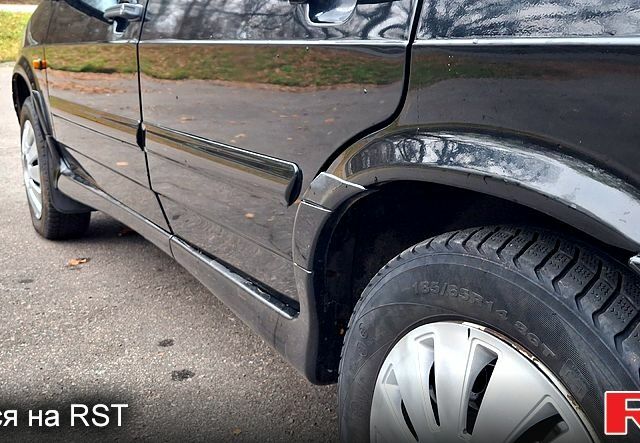 Чорний ВАЗ 2115 Самара, об'ємом двигуна 1.6 л та пробігом 200 тис. км за 2350 $, фото 3 на Automoto.ua