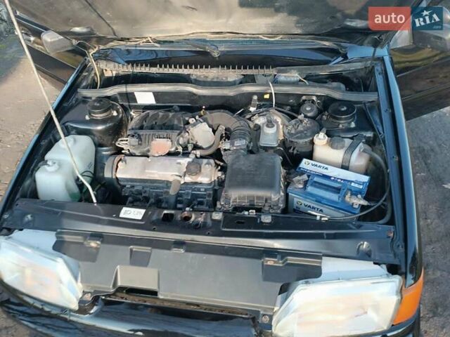 Черный ВАЗ 2115 Самара, объемом двигателя 1.6 л и пробегом 111 тыс. км за 1890 $, фото 2 на Automoto.ua