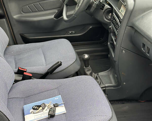 ВАЗ 2115 Самара 2008 у Умани на Automoto.ua Коричневий ВАЗ 2115 Самара, об'ємом двигуна 1.6 л та пробігом 44 тис. км за 4000 $, фото 39 на Automoto.ua