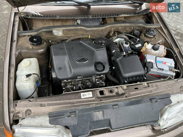 ВАЗ 2115 Самара 2008 у Умани на Automoto.ua Коричневий ВАЗ 2115 Самара, об'ємом двигуна 1.6 л та пробігом 44 тис. км за 4000 $, фото 42 на Automoto.ua