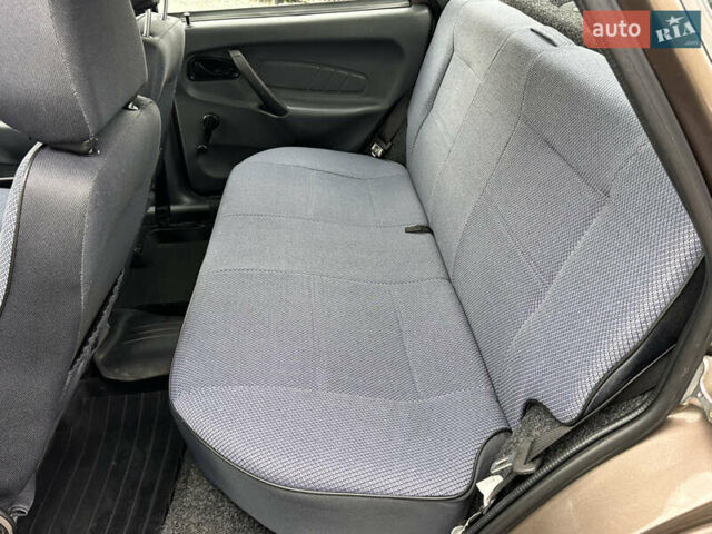 ВАЗ 2115 Самара 2008 у Умани на Automoto.ua Коричневий ВАЗ 2115 Самара, об'ємом двигуна 1.6 л та пробігом 44 тис. км за 4000 $, фото 30 на Automoto.ua