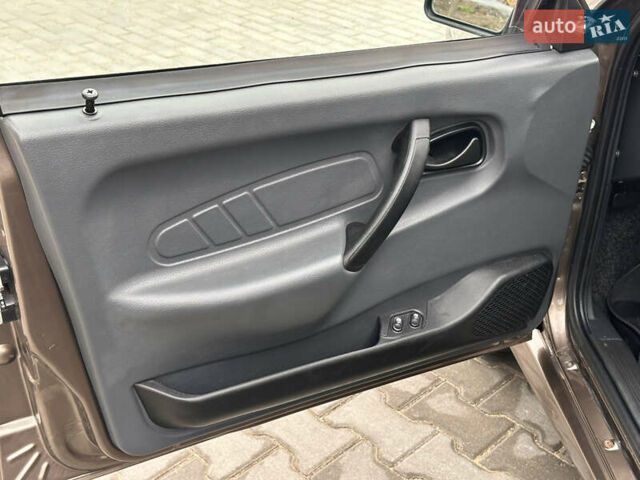 ВАЗ 2115 Самара 2008 у Умани на Automoto.ua Коричневий ВАЗ 2115 Самара, об'ємом двигуна 1.6 л та пробігом 44 тис. км за 4000 $, фото 34 на Automoto.ua