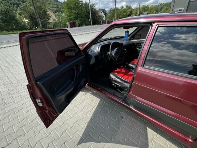 Красный ВАЗ 2115 Самара, объемом двигателя 1.5 л и пробегом 243 тыс. км за 1650 $, фото 7 на Automoto.ua