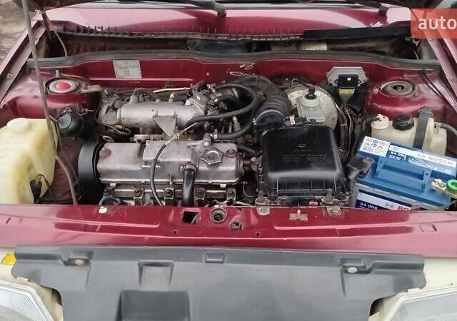 Червоний ВАЗ 2115 Самара, об'ємом двигуна 1.5 л та пробігом 200 тис. км за 1199 $, фото 10 на Automoto.ua