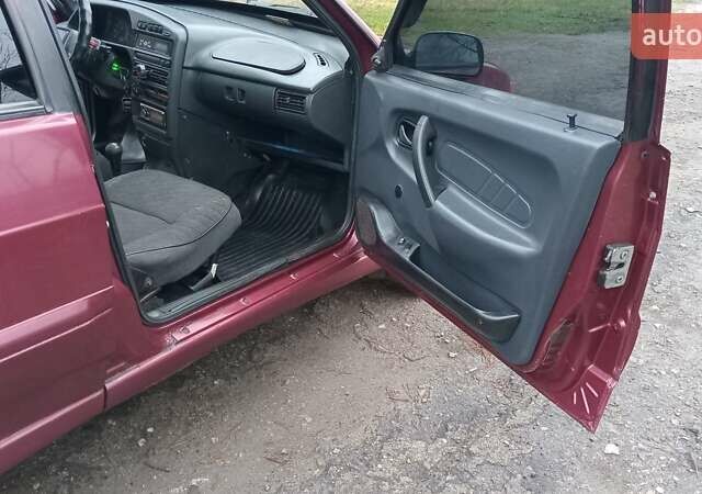 Червоний ВАЗ 2115 Самара, об'ємом двигуна 1.5 л та пробігом 200 тис. км за 1199 $, фото 9 на Automoto.ua