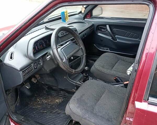 Красный ВАЗ 2115 Самара, объемом двигателя 1.5 л и пробегом 108 тыс. км за 1700 $, фото 13 на Automoto.ua