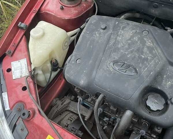 Красный ВАЗ 2115 Самара, объемом двигателя 1.6 л и пробегом 690 тыс. км за 2000 $, фото 5 на Automoto.ua