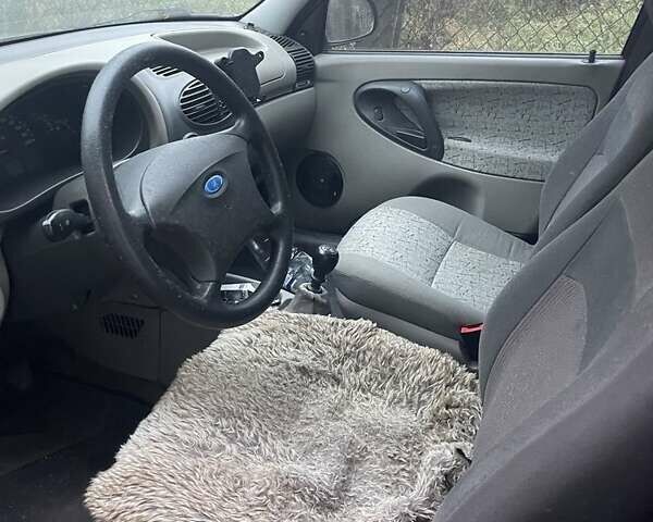 Красный ВАЗ 2115 Самара, объемом двигателя 1.6 л и пробегом 690 тыс. км за 2000 $, фото 1 на Automoto.ua