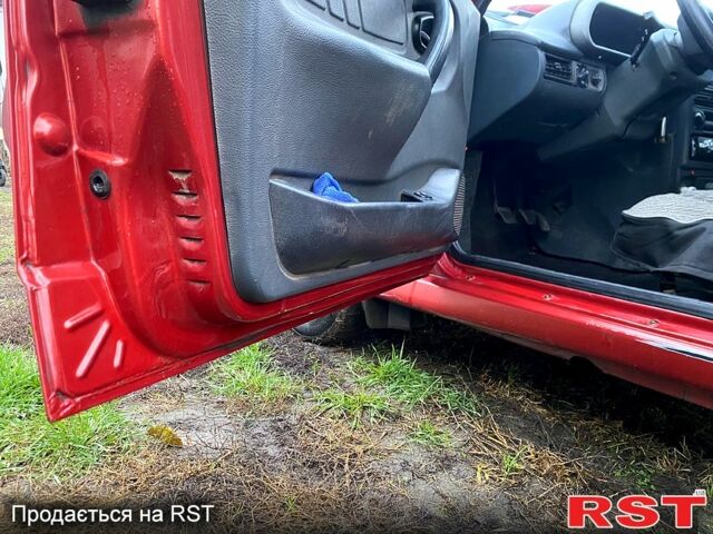 Красный ВАЗ 2115 Самара, объемом двигателя 1.6 л и пробегом 329 тыс. км за 1800 $, фото 6 на Automoto.ua