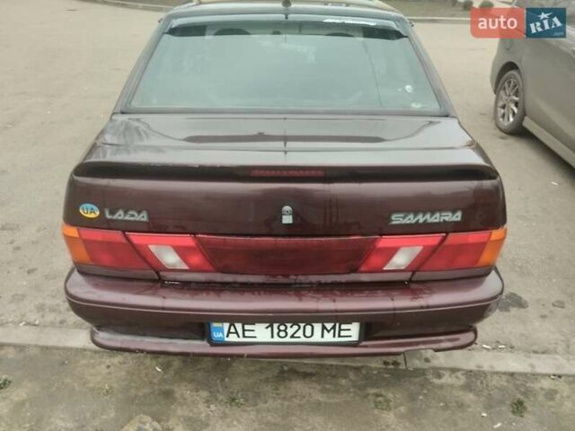 Красный ВАЗ 2115 Самара, объемом двигателя 1 л и пробегом 212 тыс. км за 1700 $, фото 4 на Automoto.ua