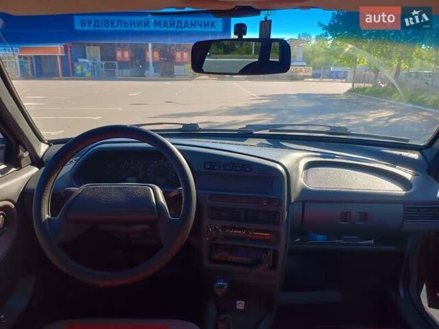 Красный ВАЗ 2115 Самара, объемом двигателя 1.6 л и пробегом 155 тыс. км за 2250 $, фото 14 на Automoto.ua