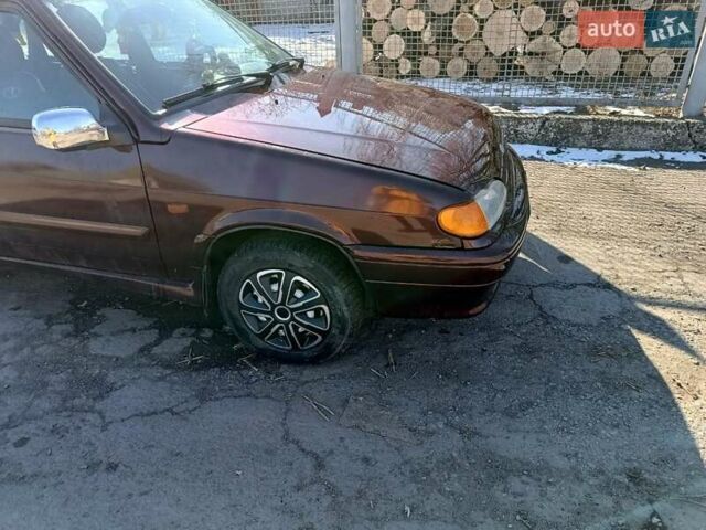 Красный ВАЗ 2115 Самара, объемом двигателя 1.6 л и пробегом 156 тыс. км за 3500 $, фото 8 на Automoto.ua