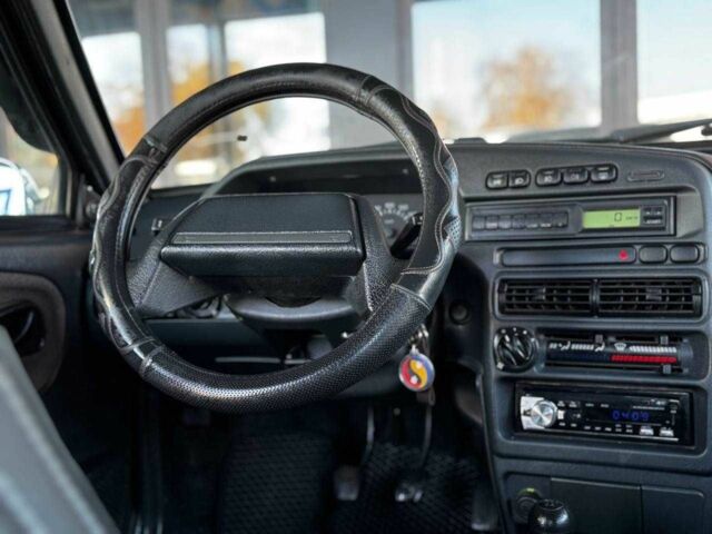 Красный ВАЗ 2115 Самара, объемом двигателя 1.6 л и пробегом 160 тыс. км за 3599 $, фото 14 на Automoto.ua