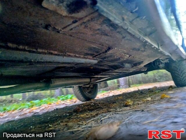 ВАЗ 2115 Самара, объемом двигателя 1.5 л и пробегом 250 тыс. км за 1350 $, фото 5 на Automoto.ua