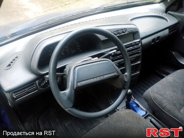 ВАЗ 2115 Самара, объемом двигателя 1.5 л и пробегом 250 тыс. км за 1350 $, фото 4 на Automoto.ua