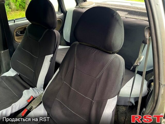 ВАЗ 2115 Самара, объемом двигателя 1.5 л и пробегом 0 тыс. км за 1300 $, фото 5 на Automoto.ua