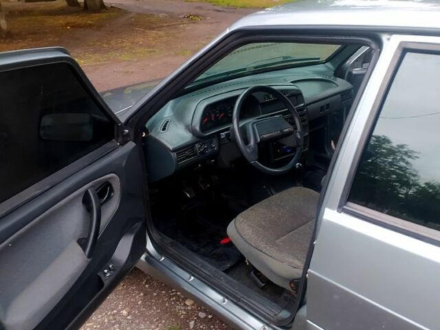 ВАЗ 2115 Самара, объемом двигателя 1.5 л и пробегом 290 тыс. км за 1750 $, фото 6 на Automoto.ua