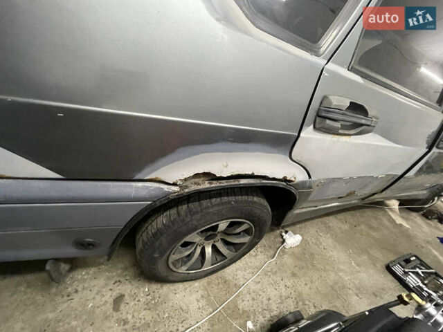 ВАЗ 2115 Самара, объемом двигателя 1.5 л и пробегом 299 тыс. км за 900 $, фото 3 на Automoto.ua