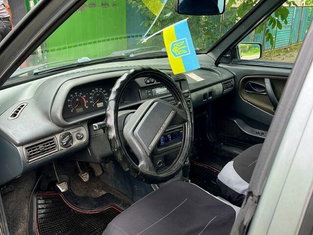 ВАЗ 2115 Самара, объемом двигателя 1.5 л и пробегом 0 тыс. км за 1300 $, фото 4 на Automoto.ua
