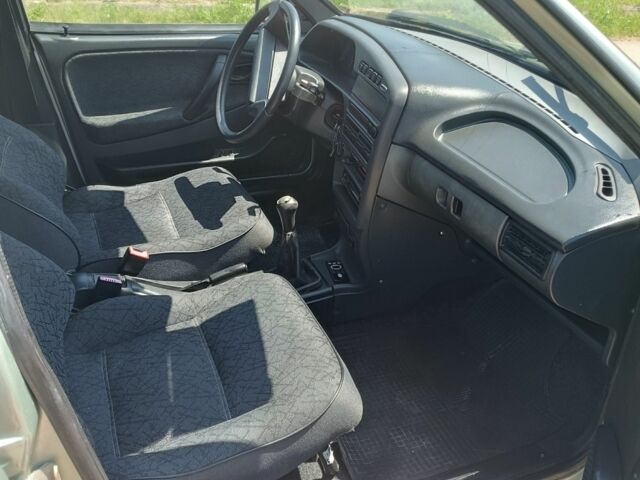 ВАЗ 2115 Самара, объемом двигателя 0 л и пробегом 111 тыс. км за 2500 $, фото 4 на Automoto.ua