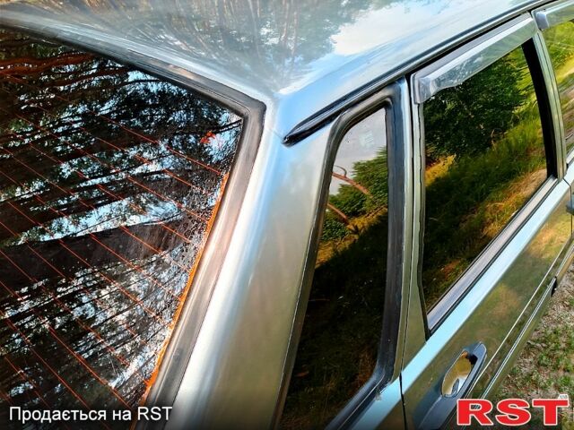 ВАЗ 2115 Самара, объемом двигателя 1.6 л и пробегом 280 тыс. км за 2000 $, фото 3 на Automoto.ua