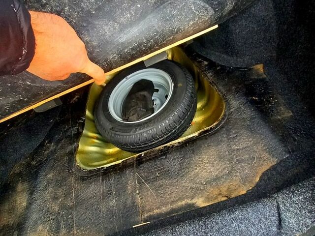 ВАЗ 2115 Самара, об'ємом двигуна 1.6 л та пробігом 65 тис. км за 3450 $, фото 6 на Automoto.ua