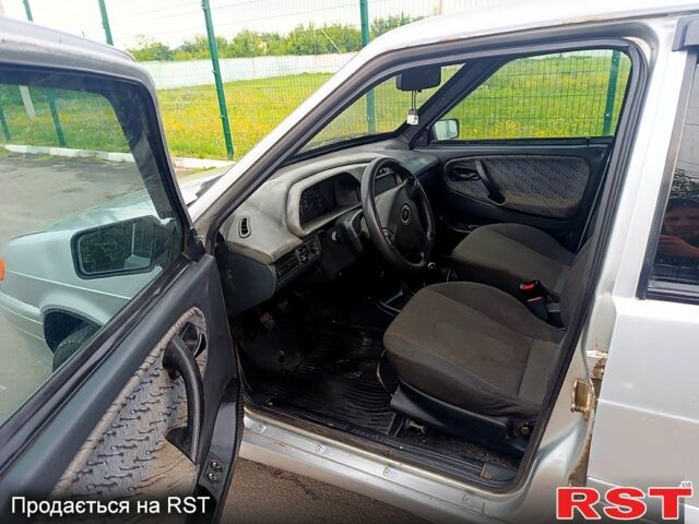 ВАЗ 2115 Самара, объемом двигателя 1.6 л и пробегом 245 тыс. км за 1300 $, фото 6 на Automoto.ua
