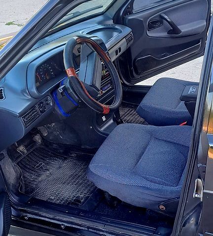 ВАЗ 2115 Самара, объемом двигателя 1.5 л и пробегом 80 тыс. км за 2200 $, фото 6 на Automoto.ua