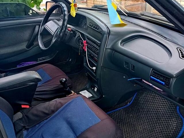 ВАЗ 2115 Самара, объемом двигателя 1.6 л и пробегом 350 тыс. км за 2200 $, фото 2 на Automoto.ua