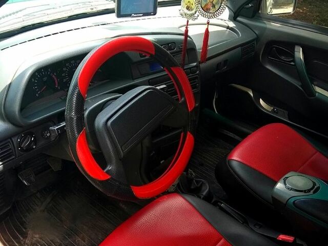 ВАЗ 2115 Самара, объемом двигателя 1.6 л и пробегом 98 тыс. км за 3000 $, фото 1 на Automoto.ua