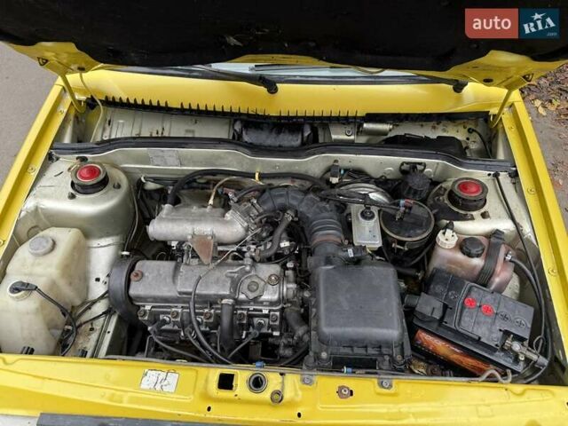 Жовтий ВАЗ 2115 Самара, об'ємом двигуна 1.5 л та пробігом 152 тис. км за 1500 $, фото 10 на Automoto.ua