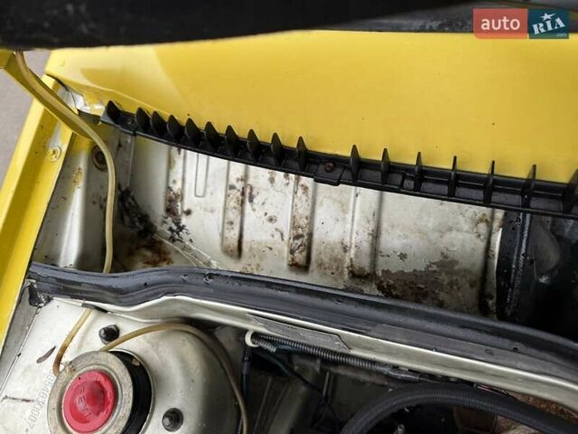 Жовтий ВАЗ 2115 Самара, об'ємом двигуна 1.5 л та пробігом 152 тис. км за 1500 $, фото 12 на Automoto.ua