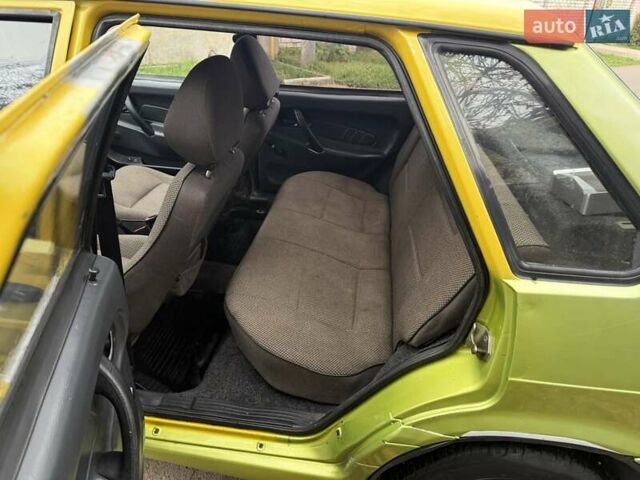 Жовтий ВАЗ 2115 Самара, об'ємом двигуна 1.5 л та пробігом 152 тис. км за 1500 $, фото 7 на Automoto.ua